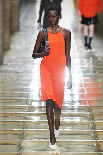 Look 26